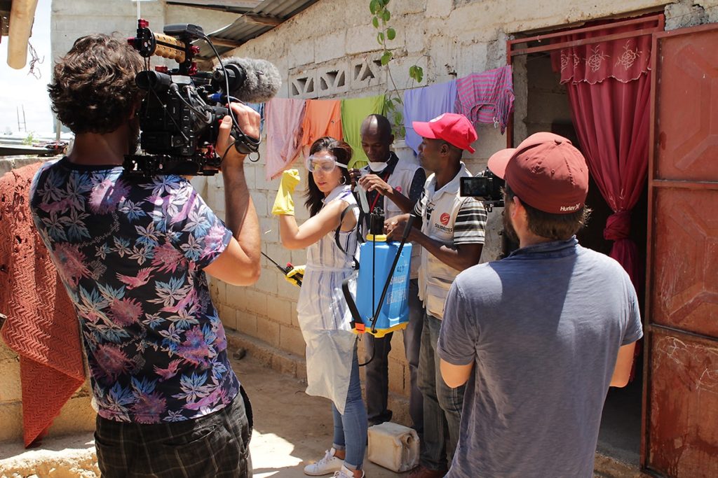 Faïza prepares to fight cholera